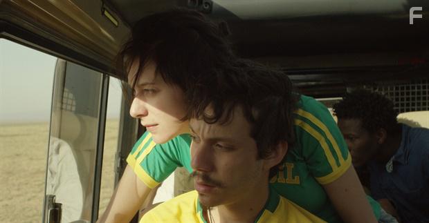 Caroline Abras and Joo Pedro Zappa in Gabriel e a Montanha (2017)