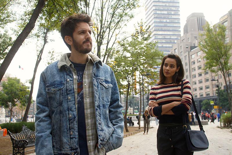 Esmeralda Pimentel and Francisco de la Reguera in Cuando los hijos regresan (2017)