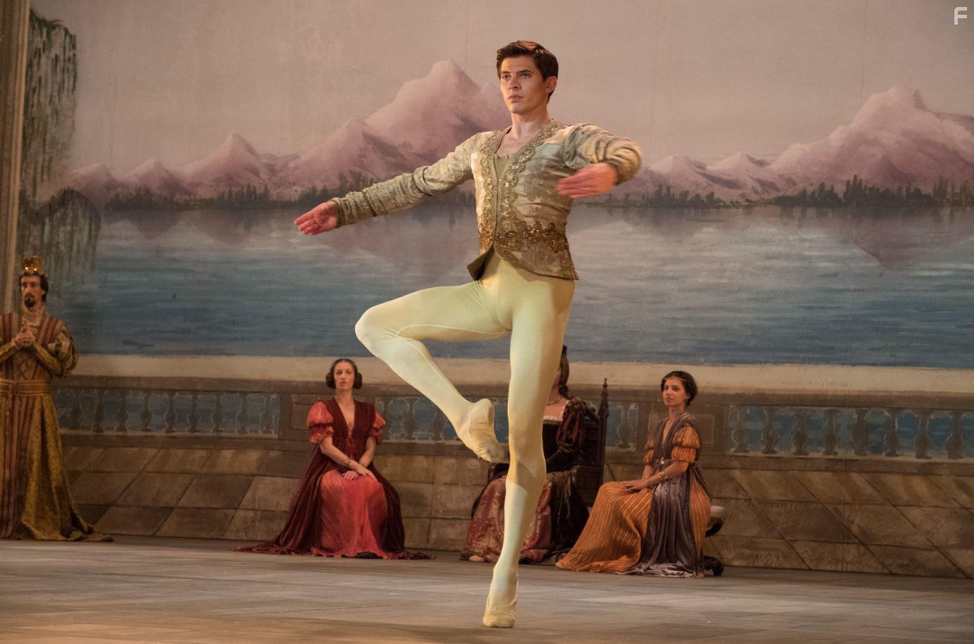 Oleg Ivenko in The White Crow (2018)