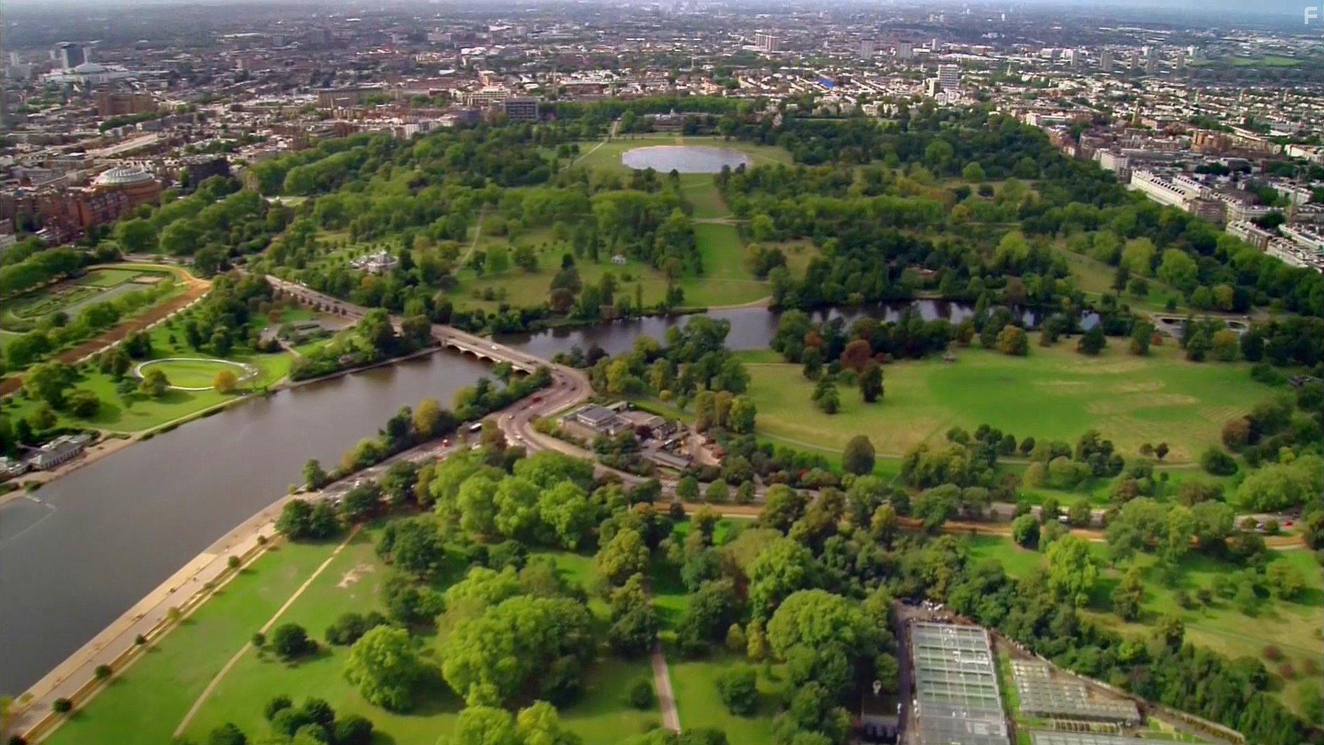 London: 2000 Years of History (2019)