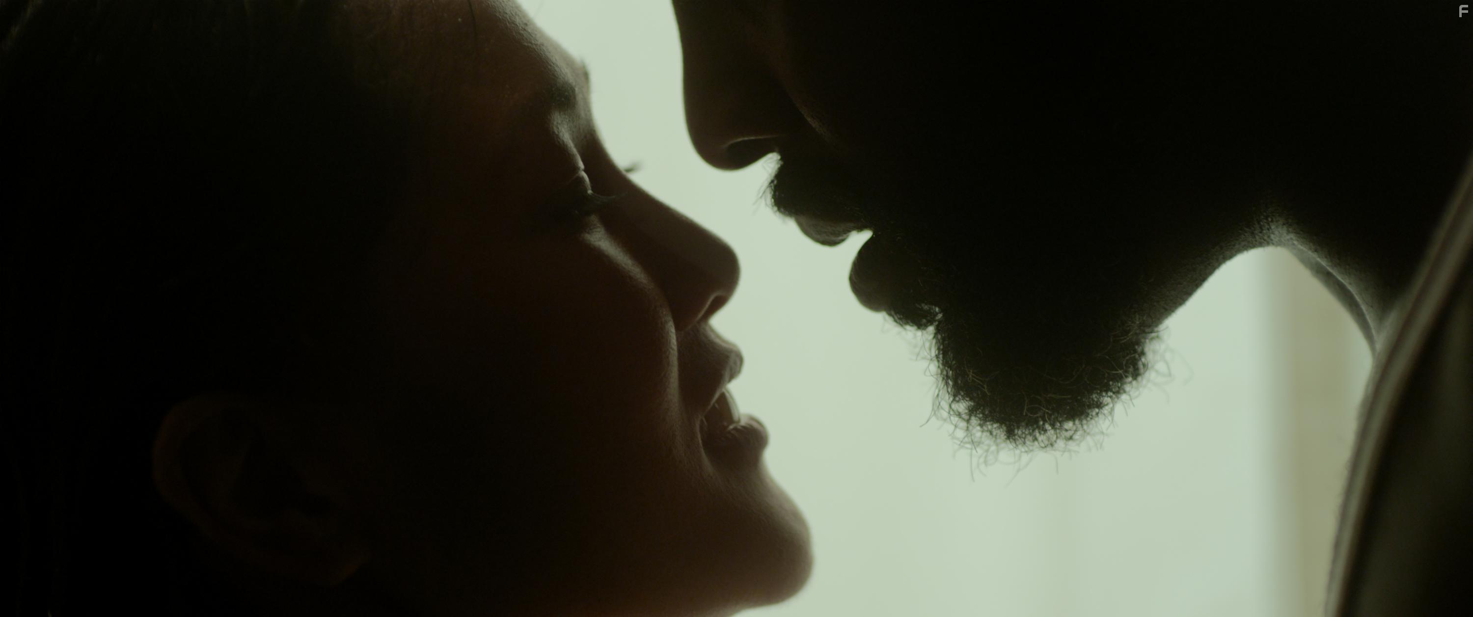 Postell Pringle and Cathy Shim in 30 Miles from Nowhere (2018)