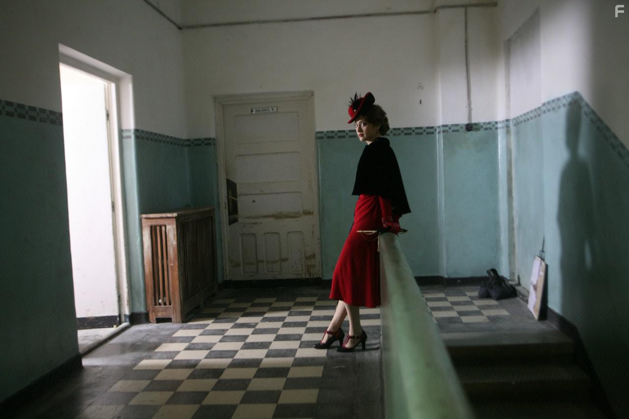 Ivana Mladenovic in Inimi cicatrizate (2016)