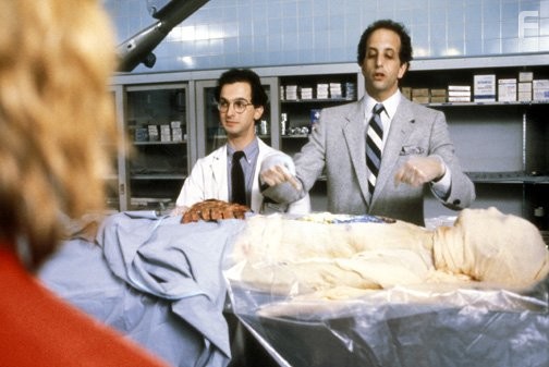 Martin Brest and Vincent Schiavelli in Беспечные времена в Риджмонт Хай (1982)