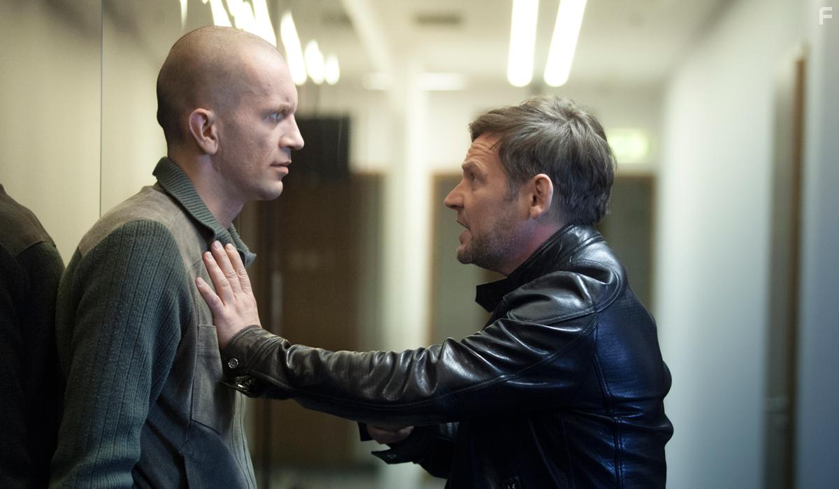 Ireneusz Czop and Tomasz Kot in Zyc nie umierac (2015)