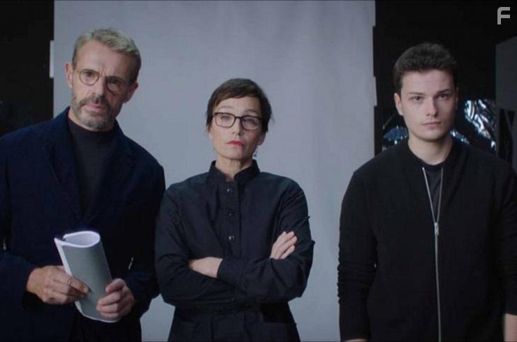 Kristin Scott Thomas, Lambert Wilson, and Jules Benchetrit in Au bout des doigts (2018)