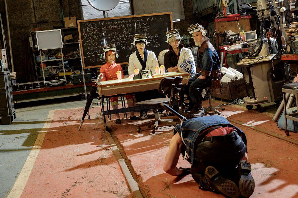 Shun Oguri, Yya Yagira, Tsuyoshi Muro, Masaki Suda, and Kanna Hashimoto in Gintama 2: Okite wa yaburu tame ni koso aru (2018)