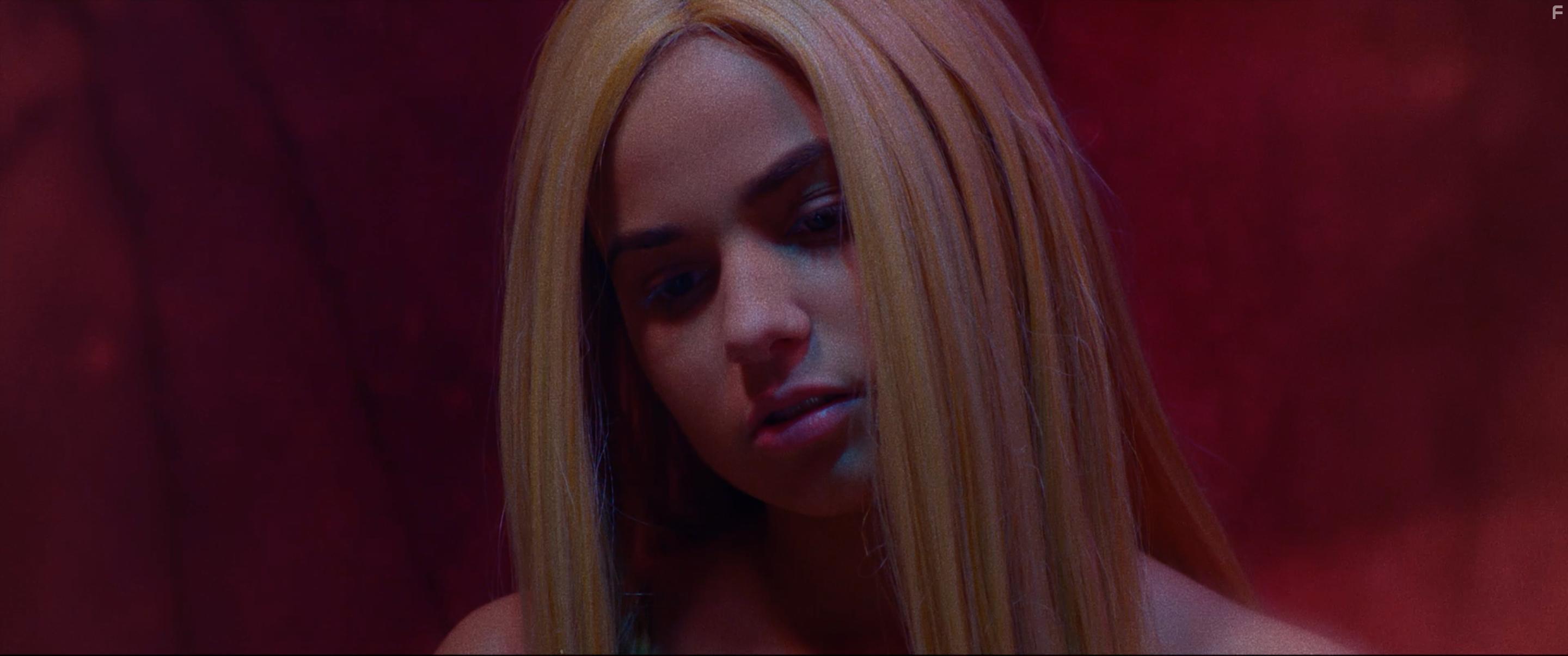 Jordan Phipps in Close Calls (2017)