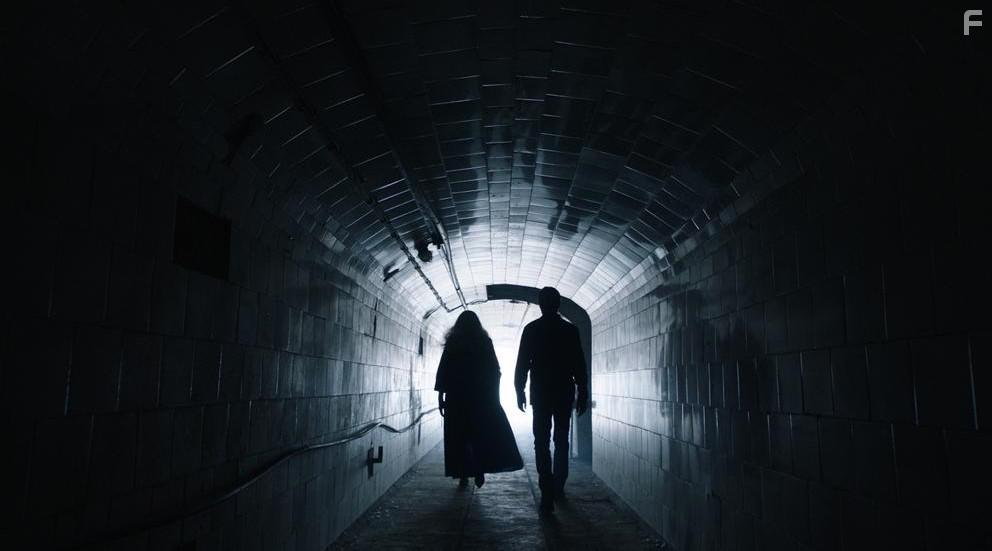 Mercedes Sampietro and Pablo Derqui in Si no t'hagus conegut (2018)