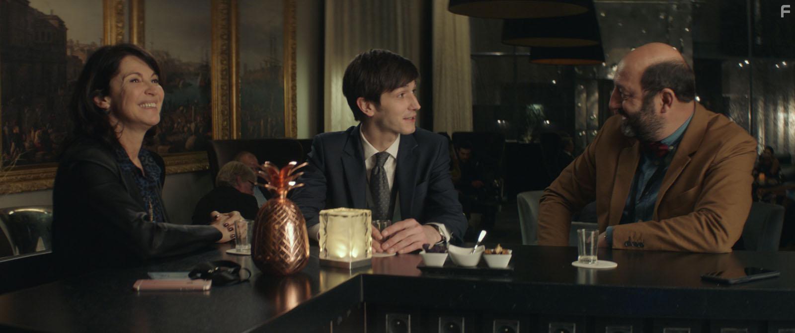 Kad Merad, Zabou Breitman, and Franois Deblock in Le gendre de ma vie (2018)