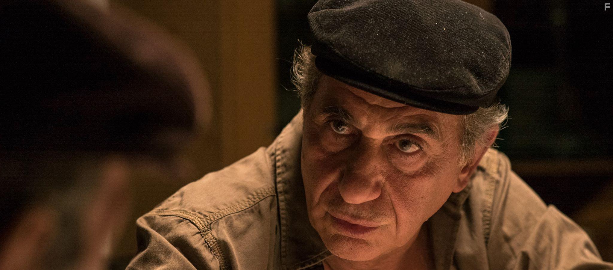 Pino Ammendola in Moda Mia (2017)