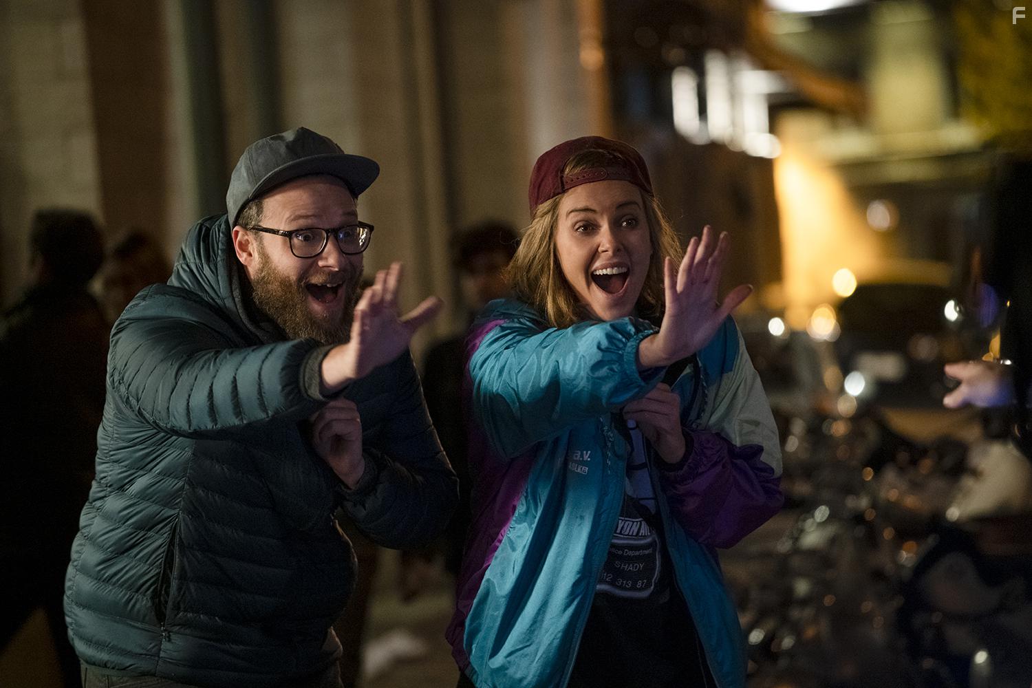 Charlize Theron and Seth Rogen in Long Shot (2019)