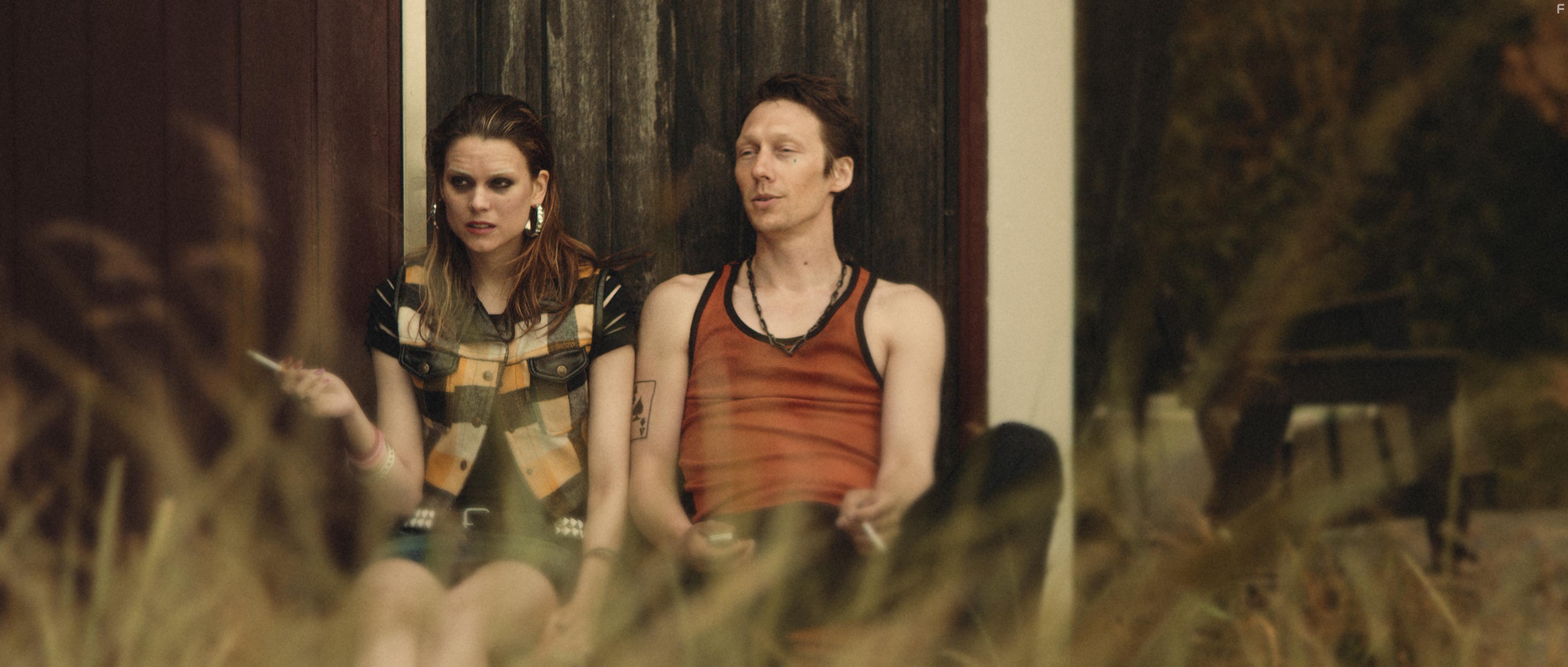 Simon J. Berger and Karin Franz Krlof in Trdgrdsgatan (2017)