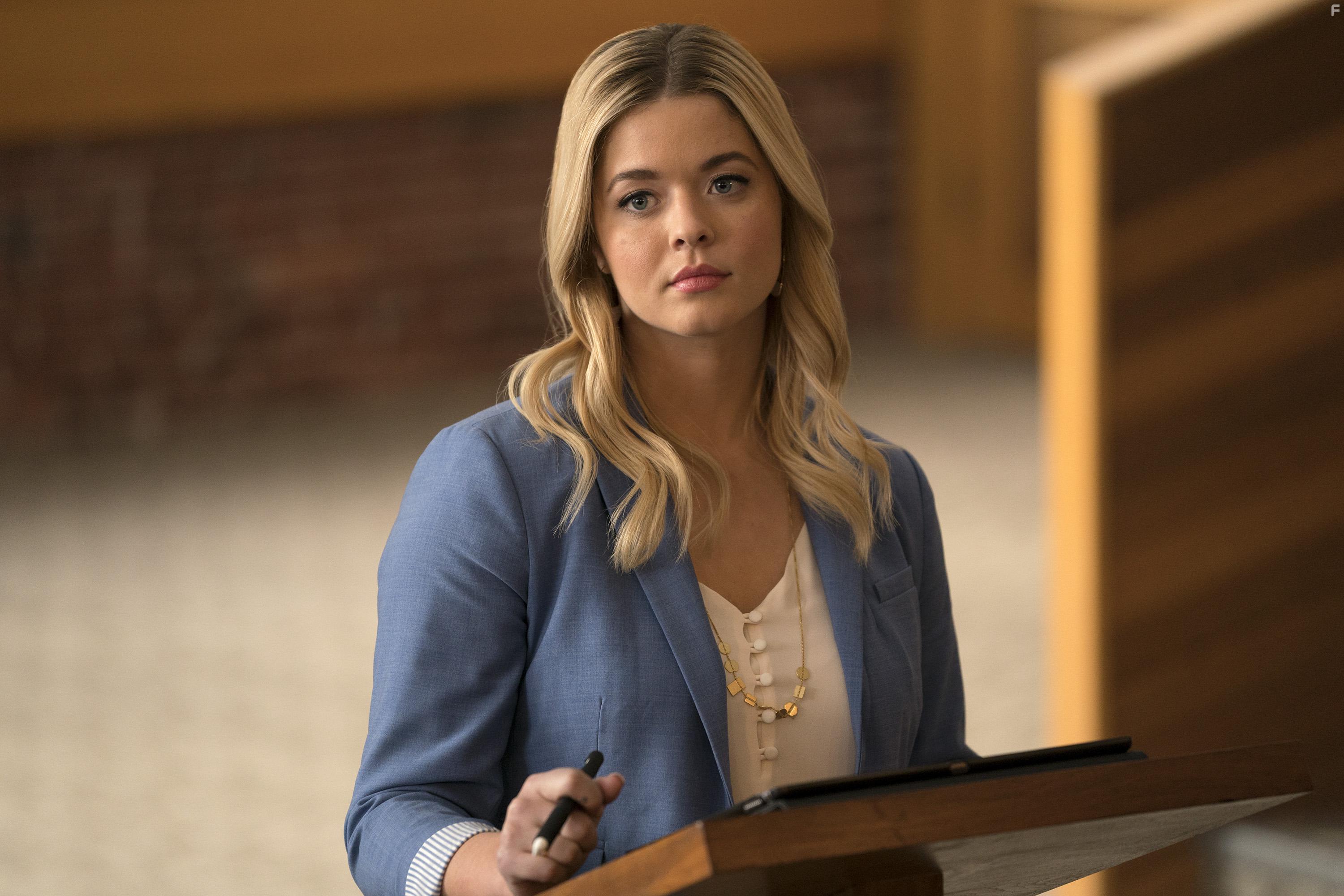 Sasha Pieterse in Pretty Little Liars: The Perfectionists (2019)