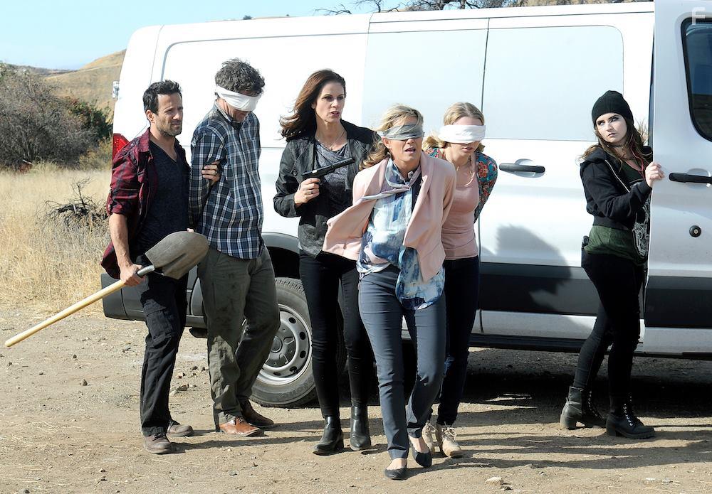 Kelly Packard, Todd Cahoon, Jennifer Taylor, Madison Dirks, Elise Luthman, and Megan Littler in Family Vanished (2018)