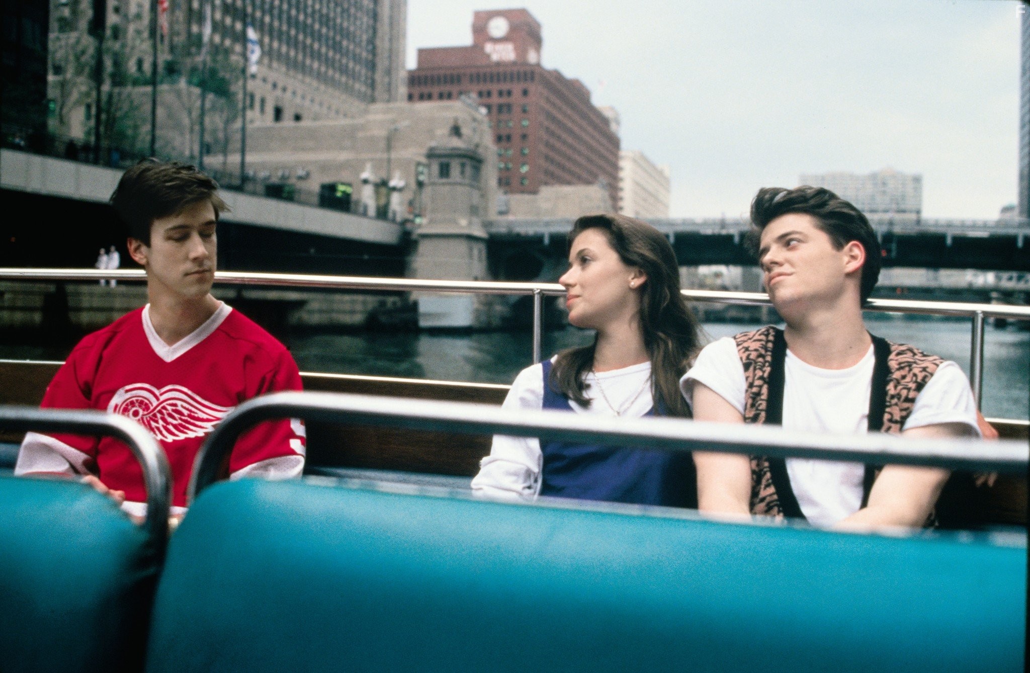 Matthew Broderick, Mia Sara, and Alan Ruck in Выходной день Ферриса Бьюллера (1986)