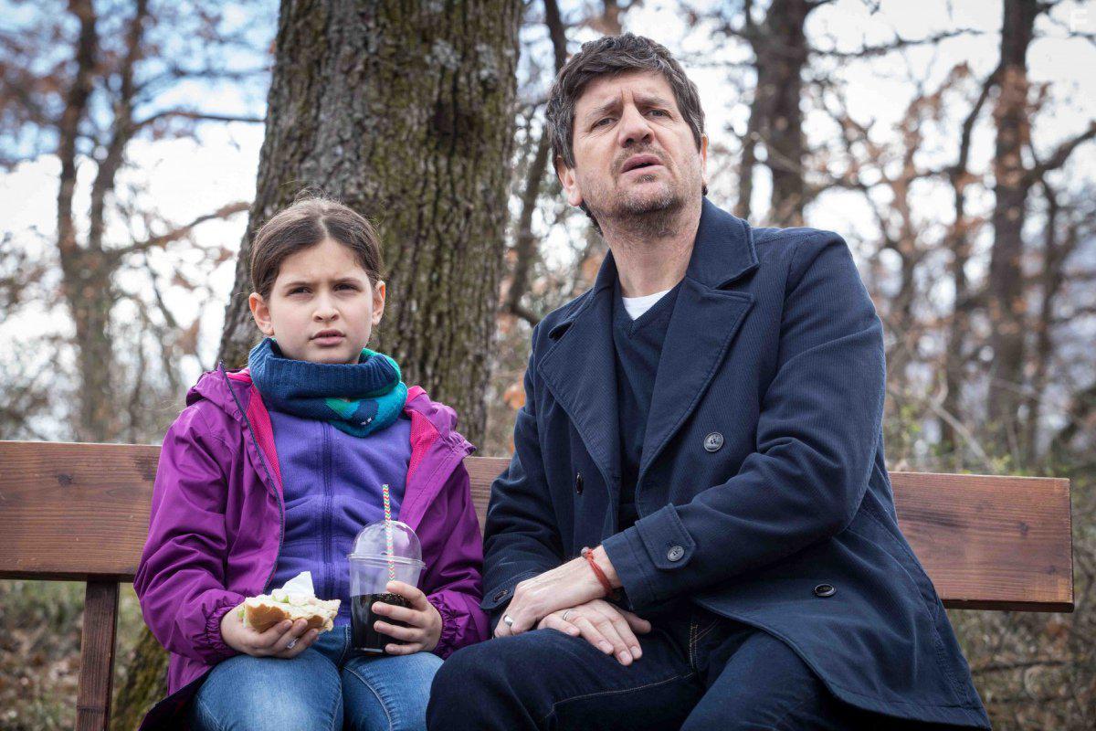 Fabio De Luigi and Caterina Sbaraglia in Ti presento Sofia (2018)