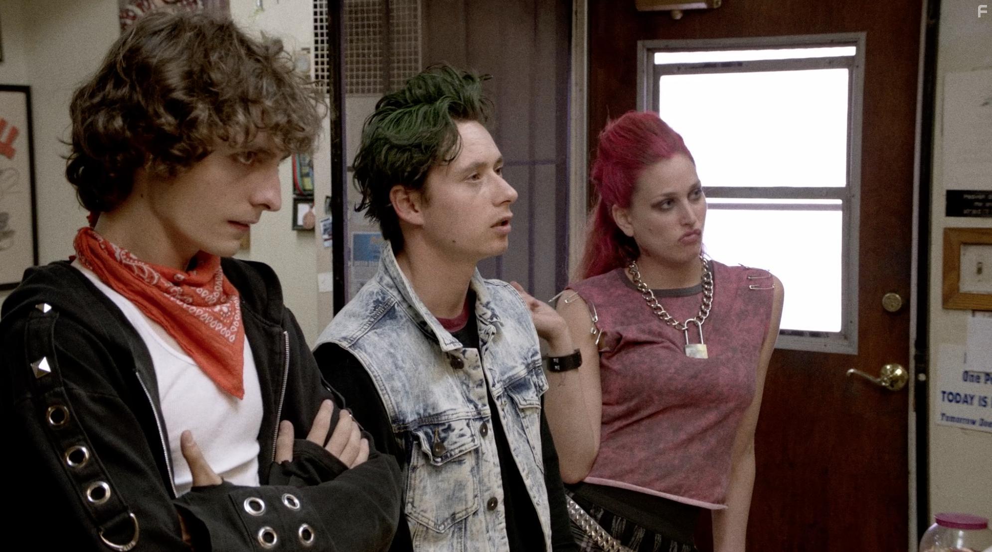 Jayme Andrews, Brittany Faith Rosoff, and Jono Cota in Flashout (2019)