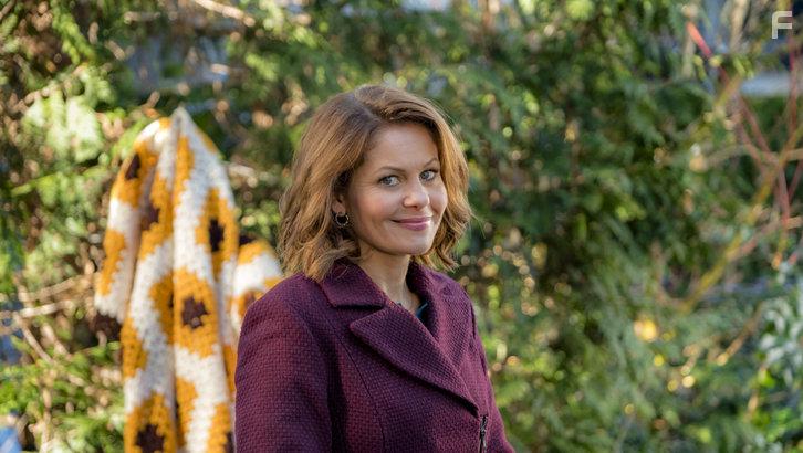 Candace Cameron Bure in Aurora Teagarden Mysteries: The Disappearing Game (2018)