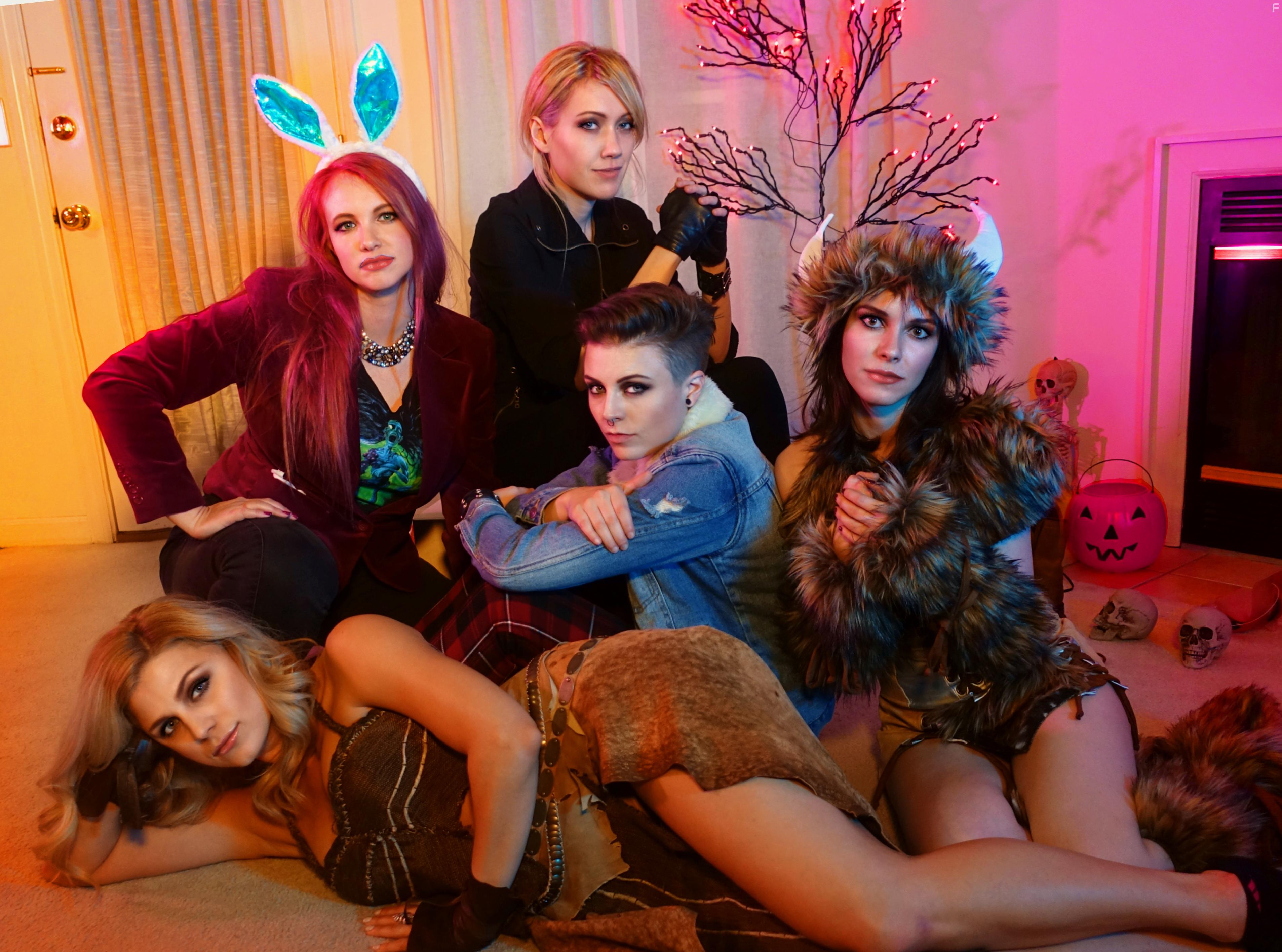 Tucky Williams, Roni Jonah, L.E. Barone, Amanda K. Morales, and Maya Jamner in Girl/Girl Scene (2019)