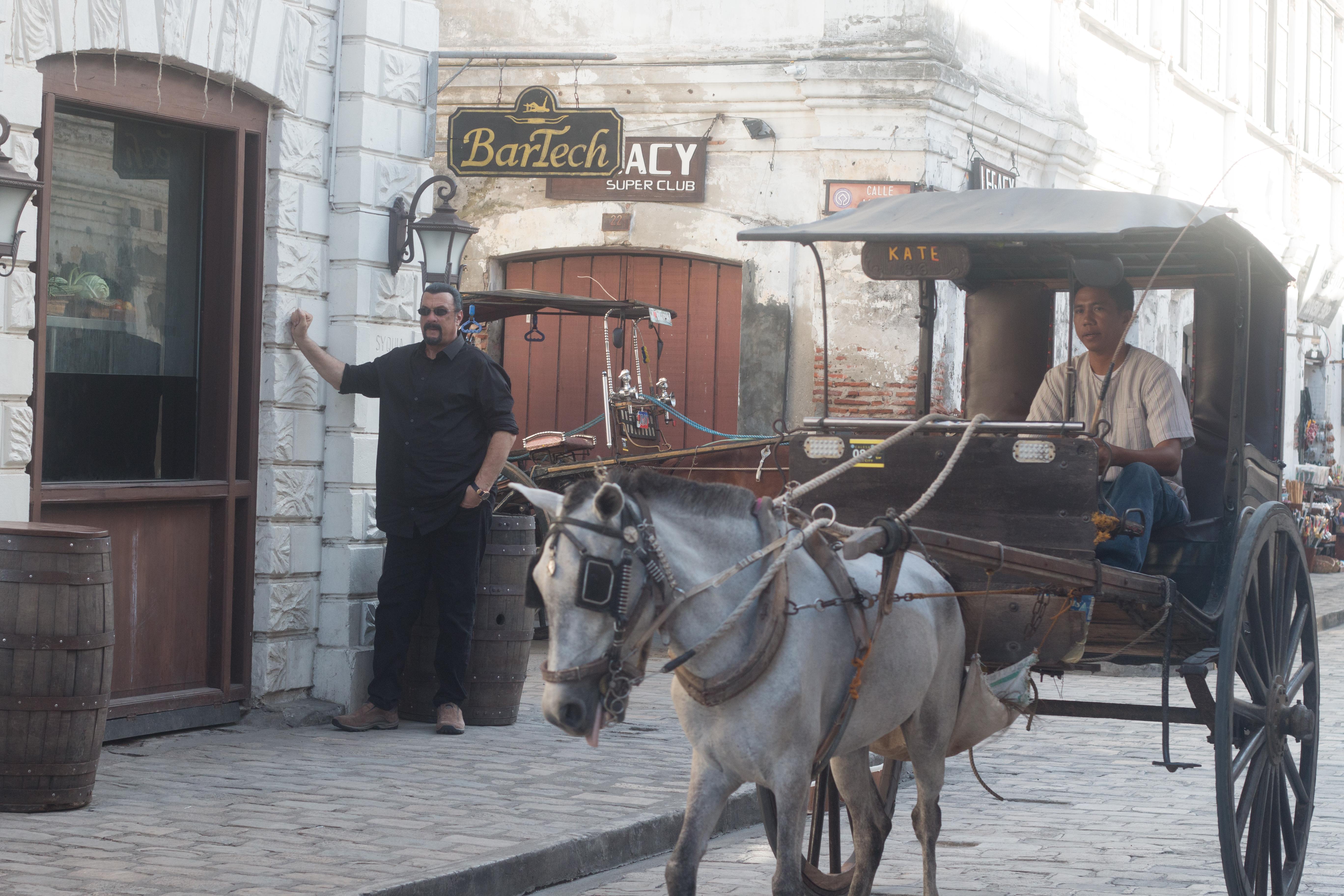 Steven Seagal in General Commander (2019)