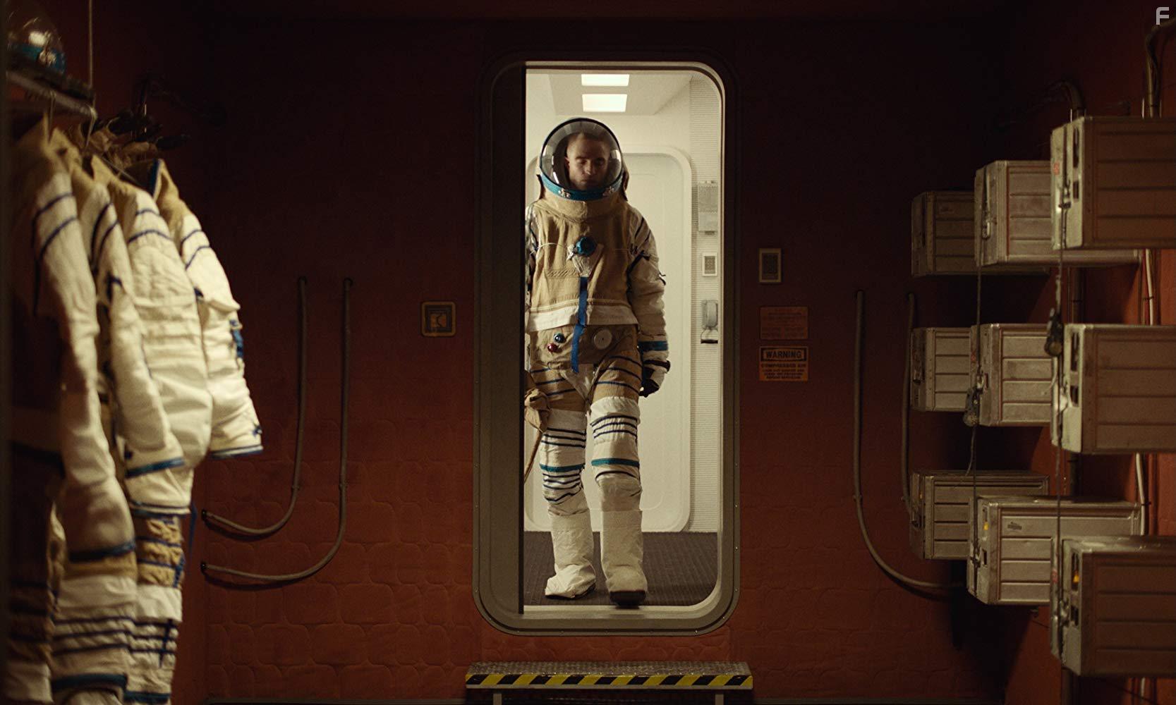 Robert Pattinson in High Life (2018)