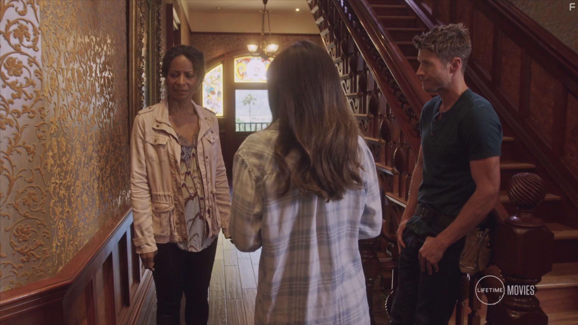 Gayla Johnson, Angie Patterson, and Chad Michael Collins in Home Invaders (2018)