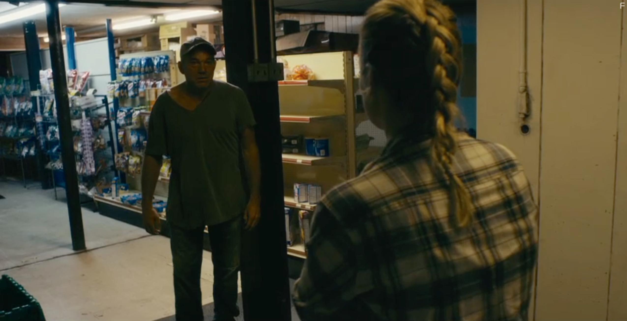Agnes Bruckner and Wade Williams in Back Fork (2019)