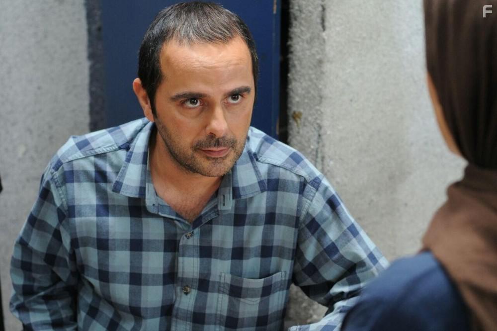 Ali Mosaffa in Varoonegi (2016)