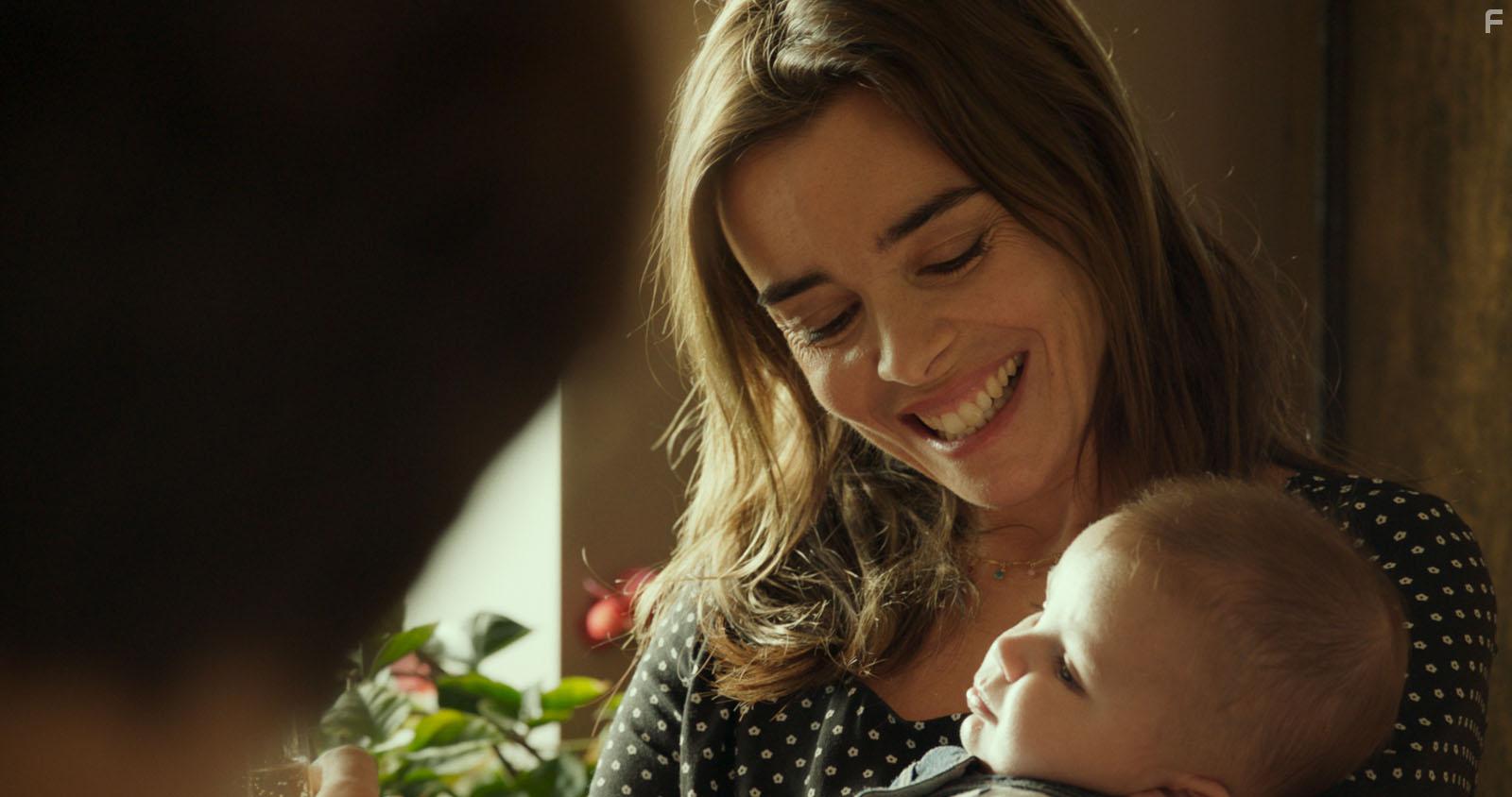 lodie Bouchez in Pupille (2018)