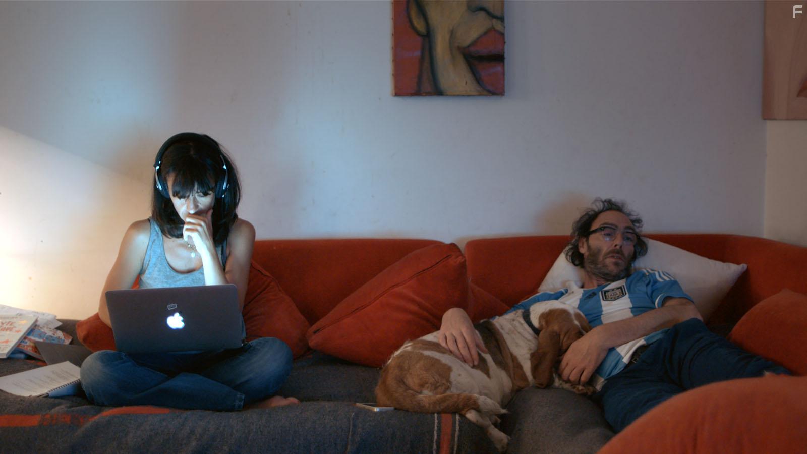 Romane Bohringer and Philippe Rebbot in L'amour flou (2018)