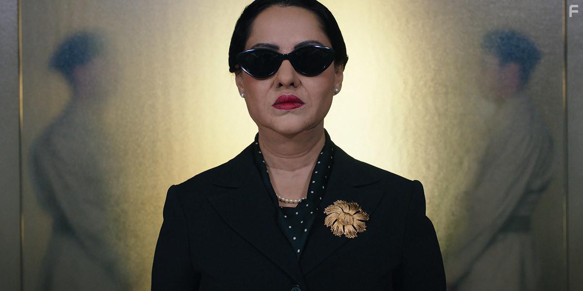 Yasmin Raeis in Looking for Oum Kulthum (2017)