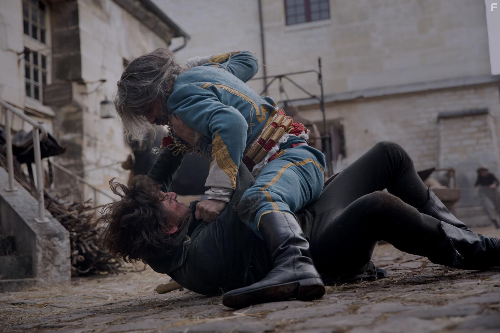 James Thierre in L'Empereur de Paris (2018)