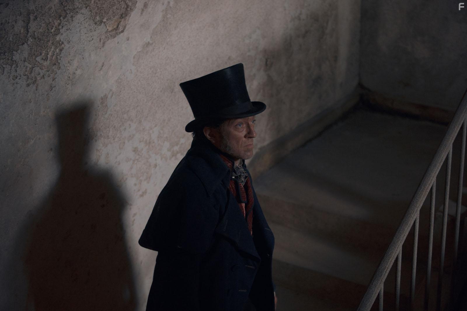 Vincent Cassel in L'Empereur de Paris (2018)