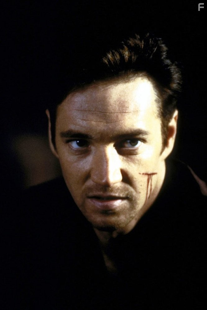 Phillip MacKenzie in Блэкджек (1998)