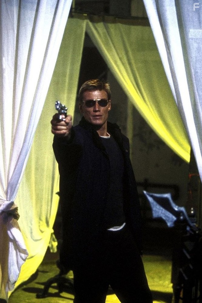 Dolph Lundgren in Блэкджек (1998)