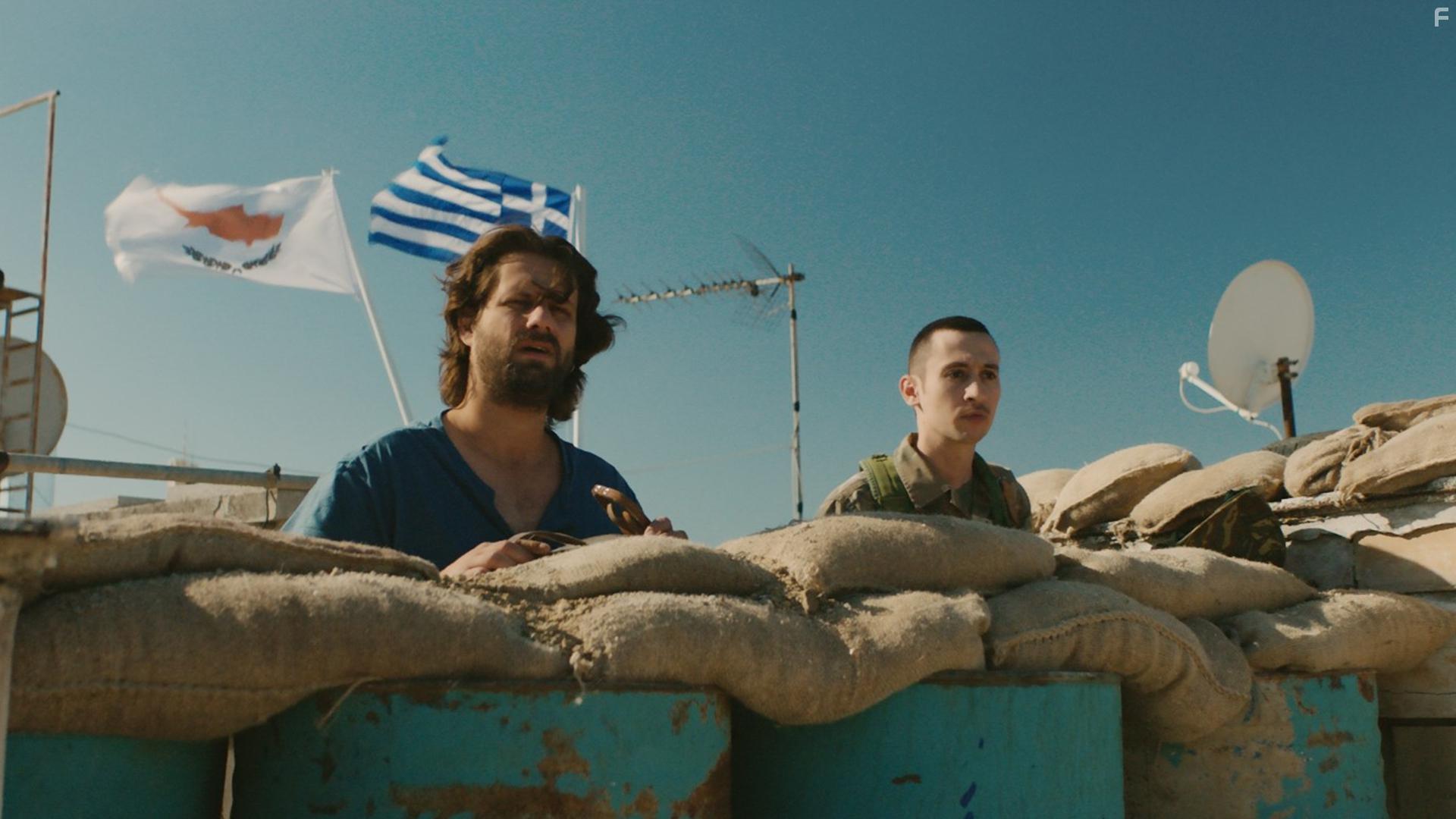 Smuggling Hendrix (2018)