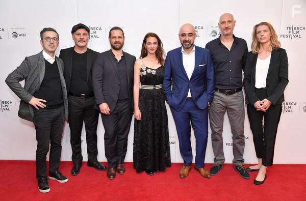 Adam Bousdoukos, Thanassis Karathanos, Vicky Papadopoulou, Fatih Al, Marios Piperides, zgr Karadeniz, and Janine Teerling at an event for Smuggling Hendrix (2018)