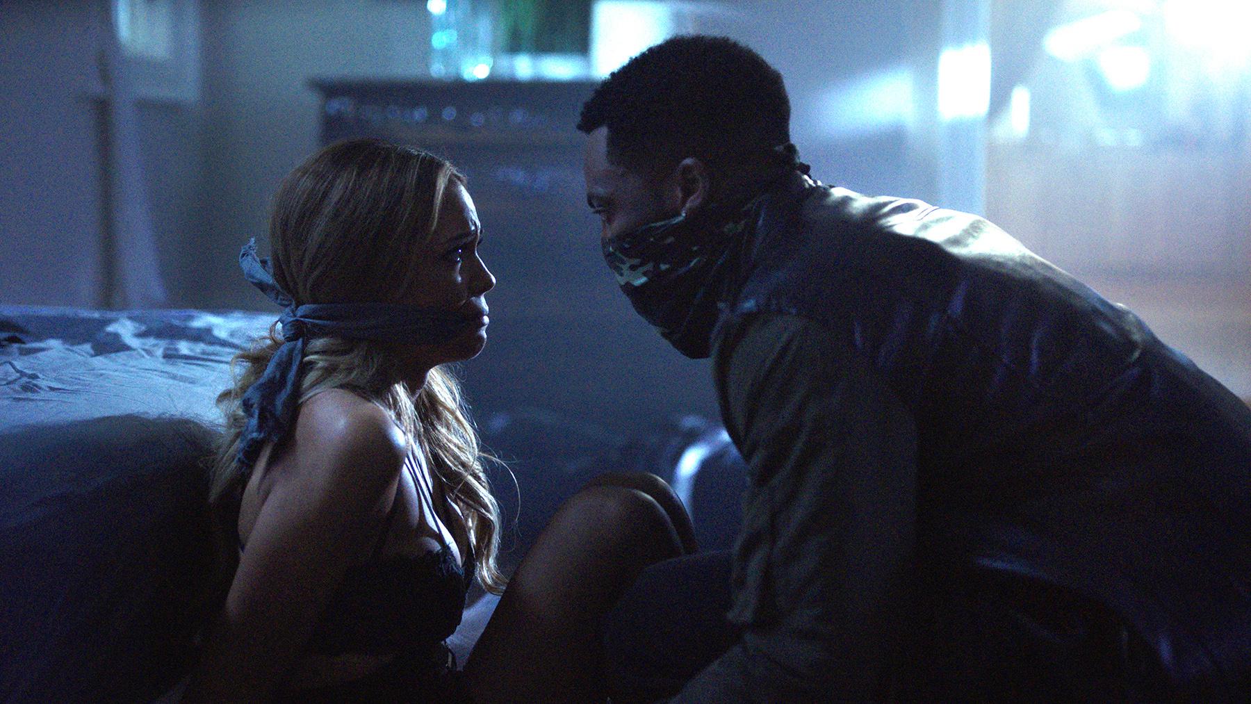 Jennifer Freeman and Woody McClain in Tales (2017)