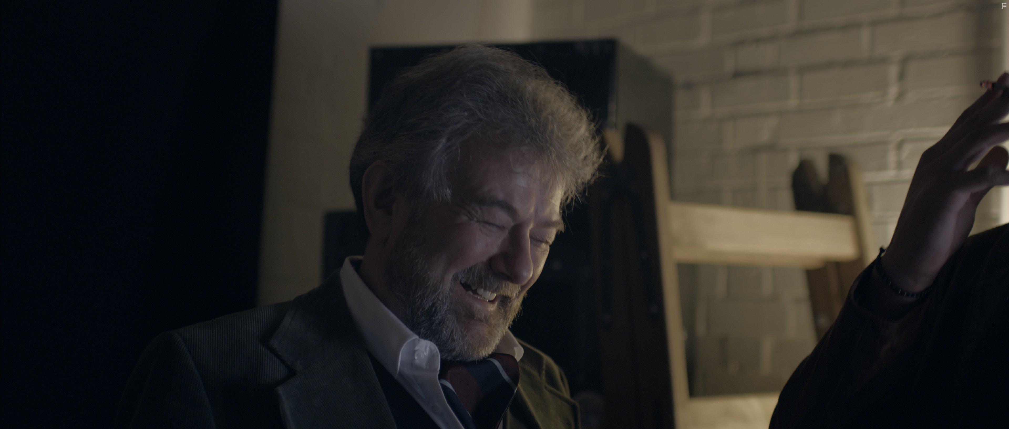 Tim Skelton in Close But No Cigar (2017)