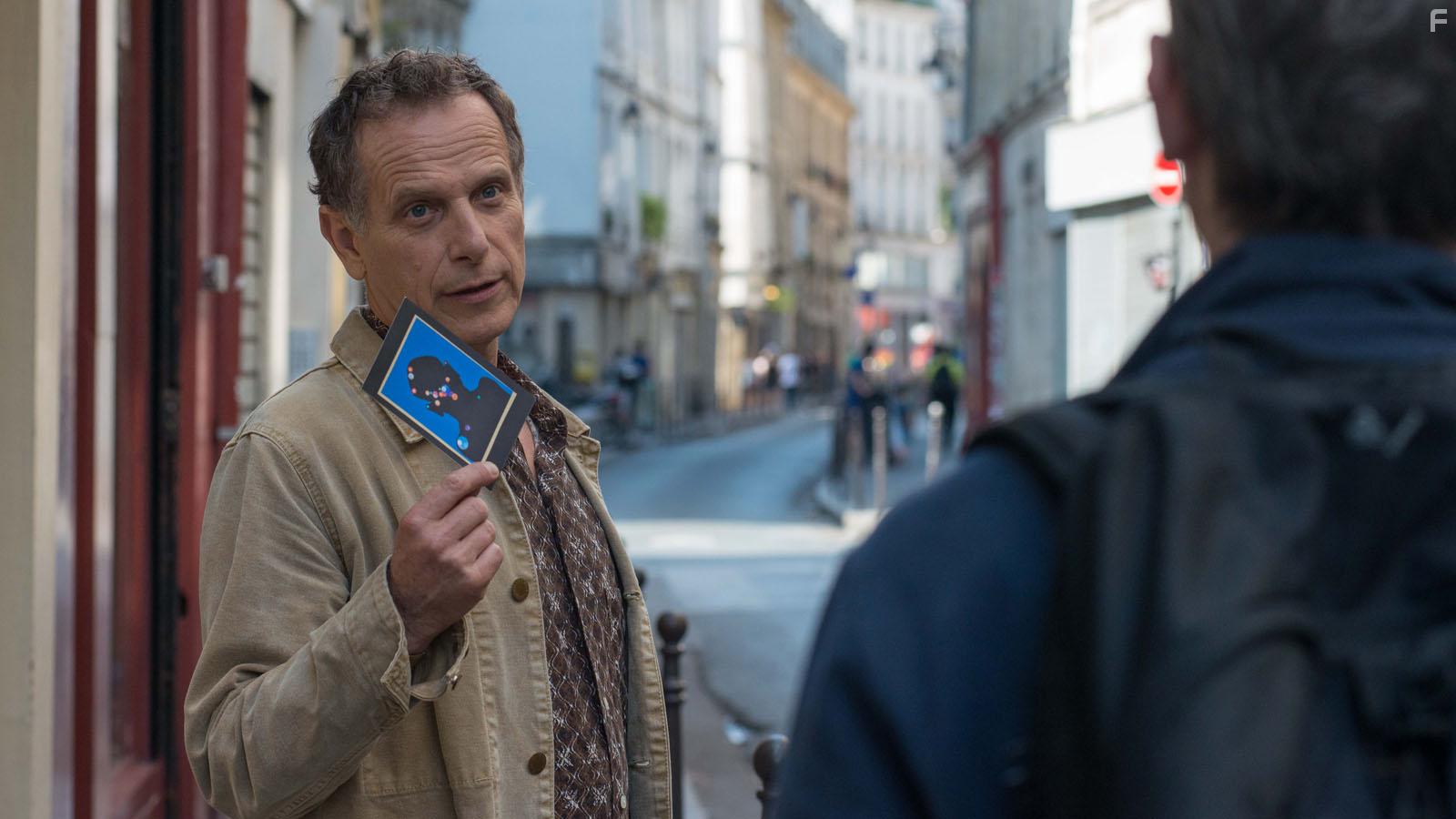 Charles Berling in Un beau voyou (2018)