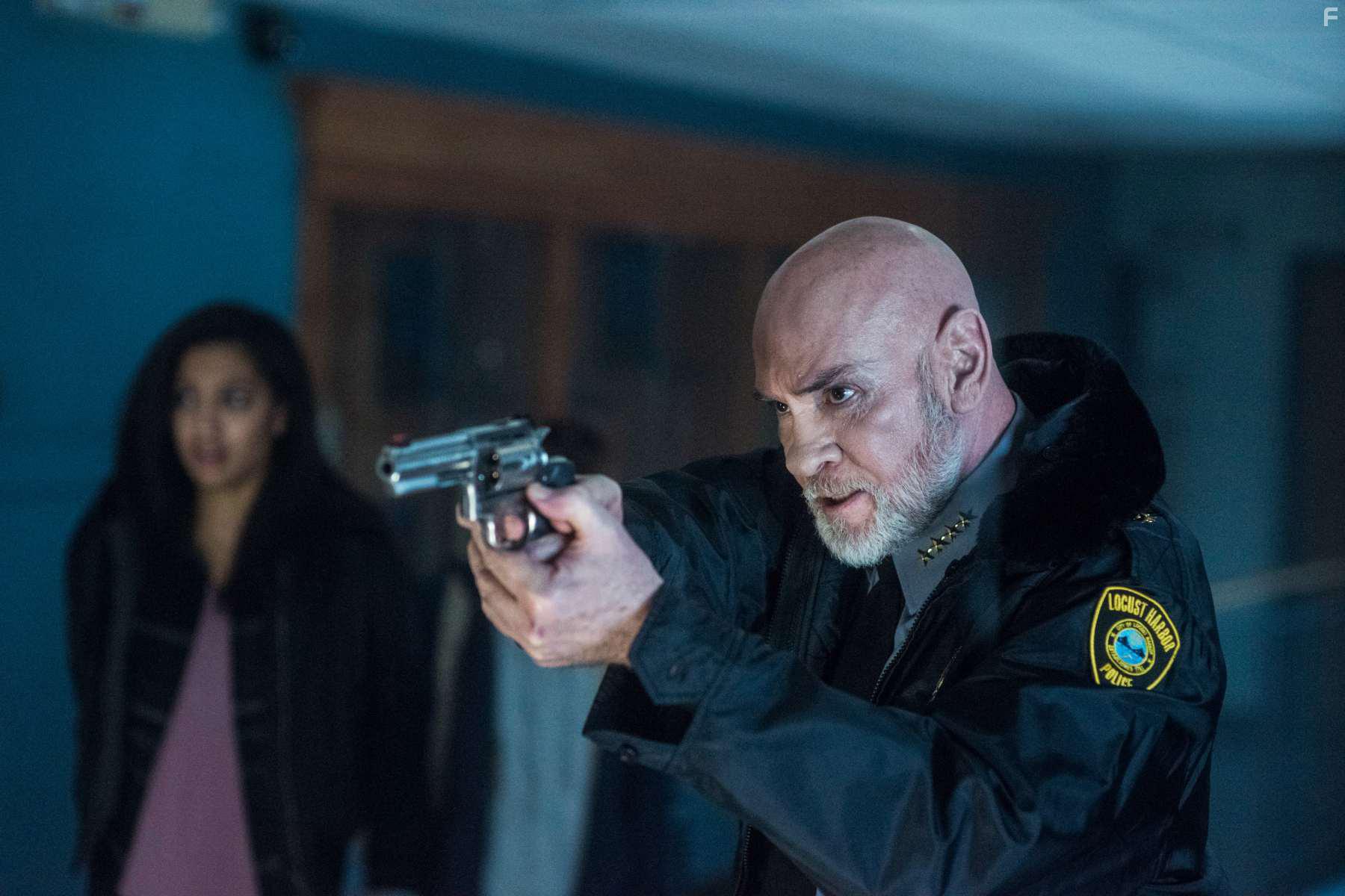 Mitch Pileggi in Polaroid (2019)
