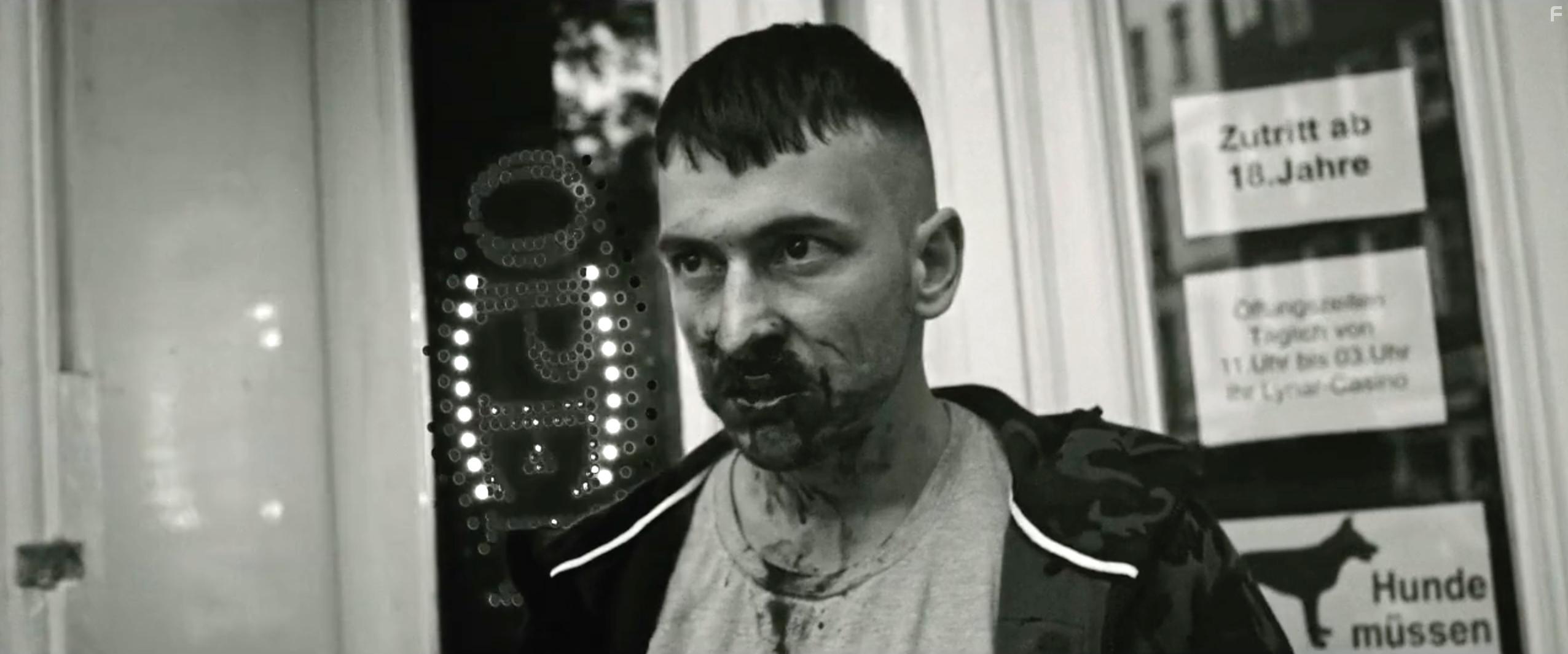 Arnel Taci in Familiye (2017)