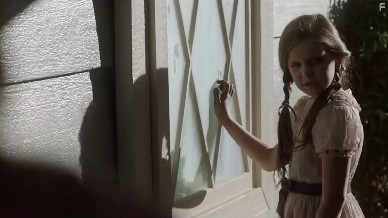 Samara Lee in Annabelle Comes Home (2019)