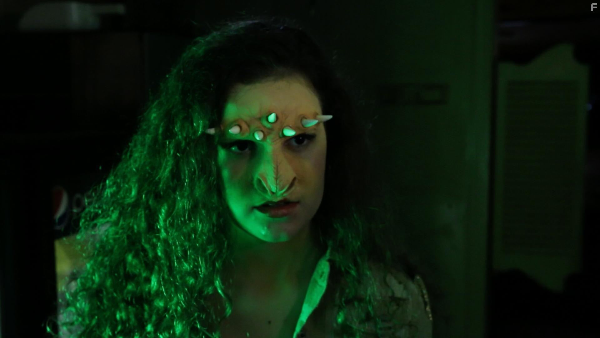 Isabella Alberti in Night Hunters (2019)