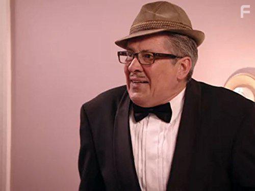 Count Arthur Strong (2013)