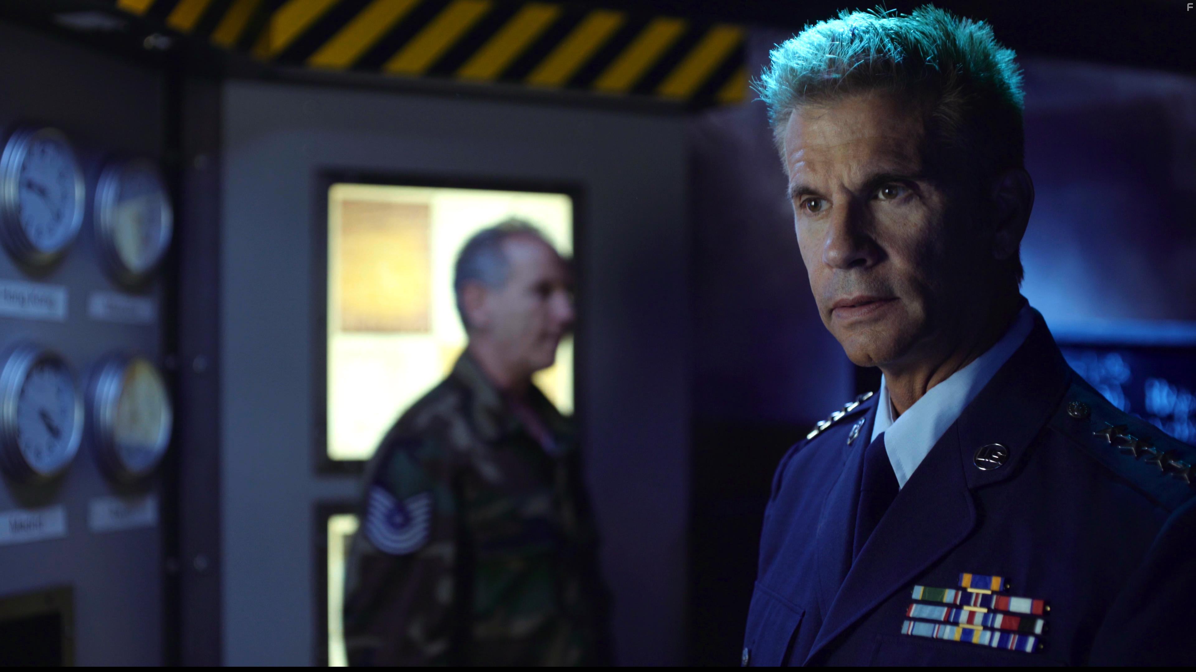 Lorenzo Lamas in Unwritten (2018)