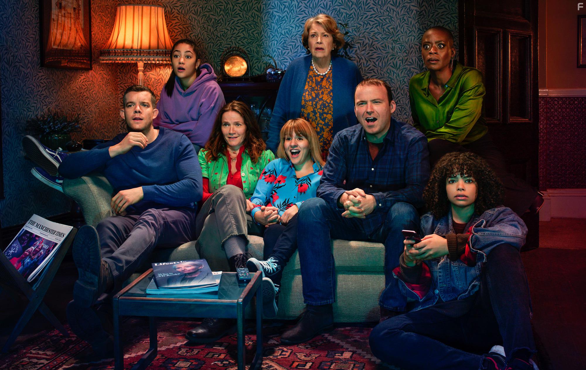Anne Reid, Jessica Hynes, Russell Tovey, Rory Kinnear, T'Nia Miller, Ruth Madeley, Jade Alleyne, and Lydia West in Years and Years (2019)