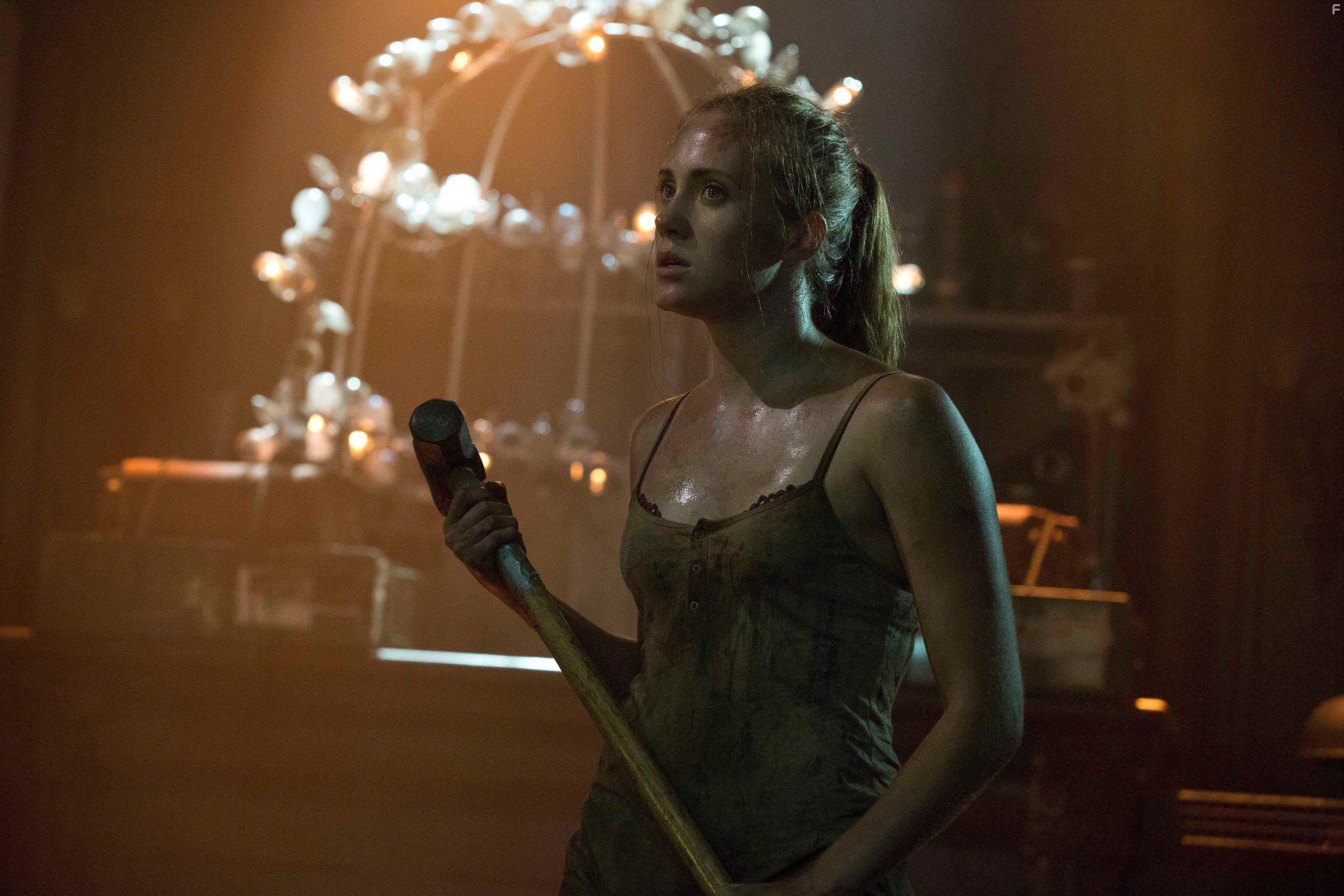 Bea Santos in Darken (2017)