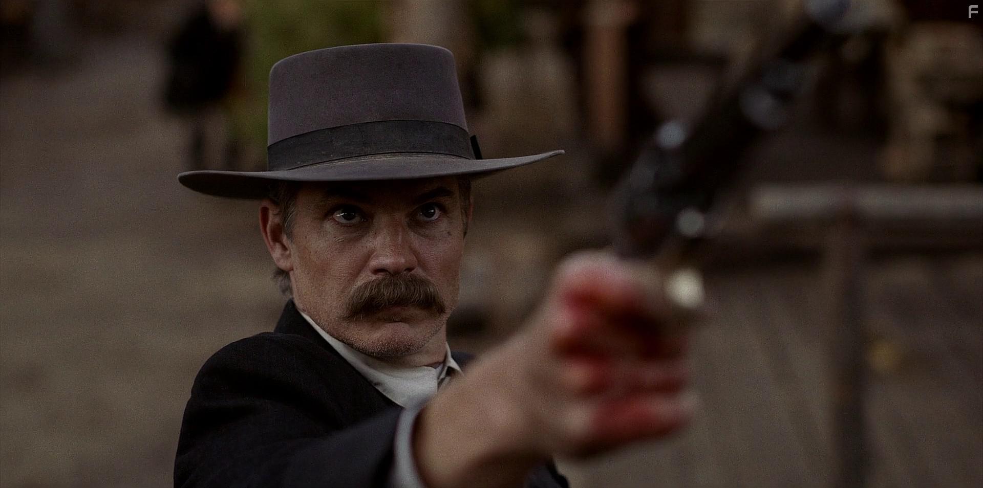 Timothy Olyphant in Deadwood (2019)