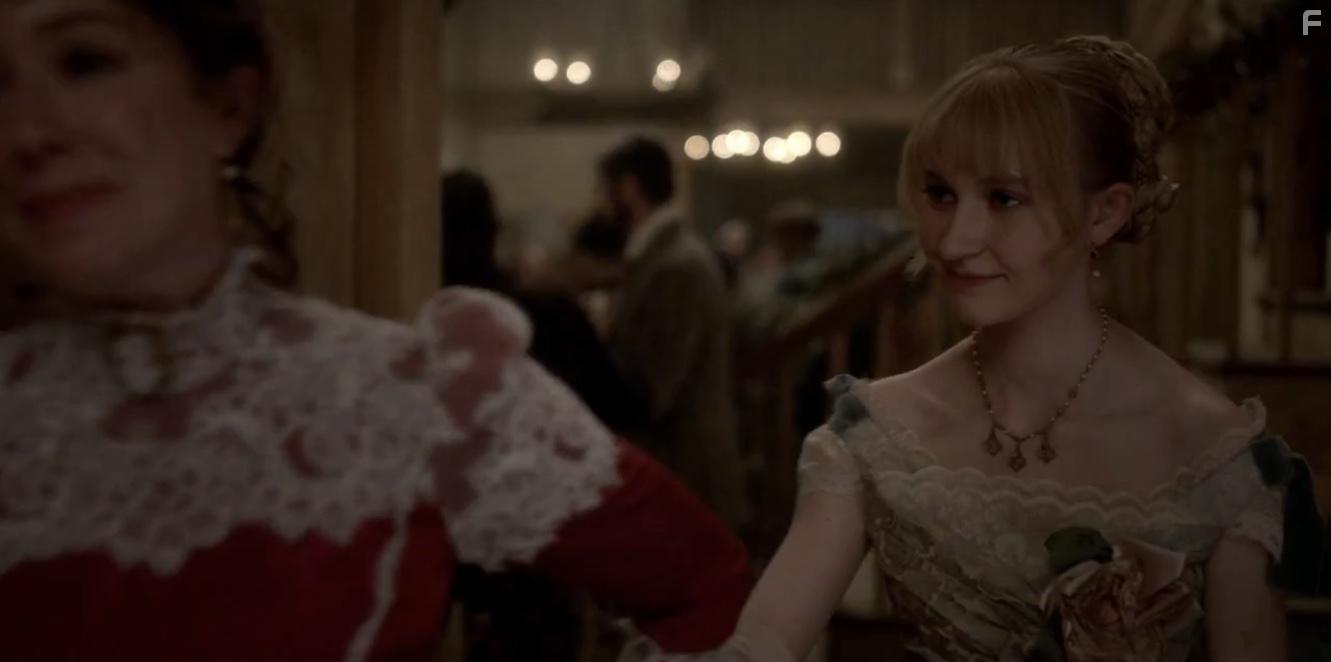 Molly Parker and Lily Keene in Deadwood (2019)